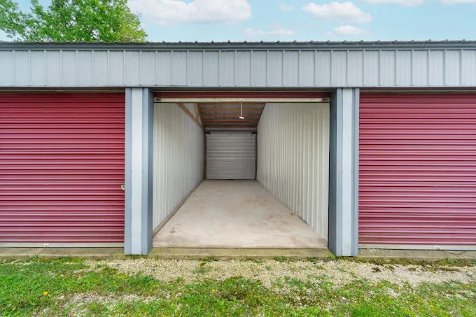 secured units in Oglesby, IL 